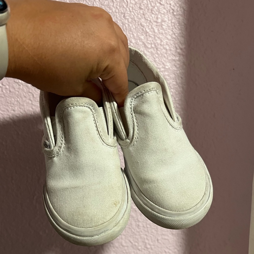 7C all white slip on vans for toddler.